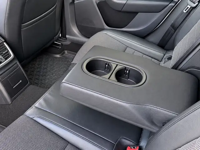Skoda Octavia view 23