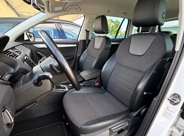 Skoda Octavia view 8