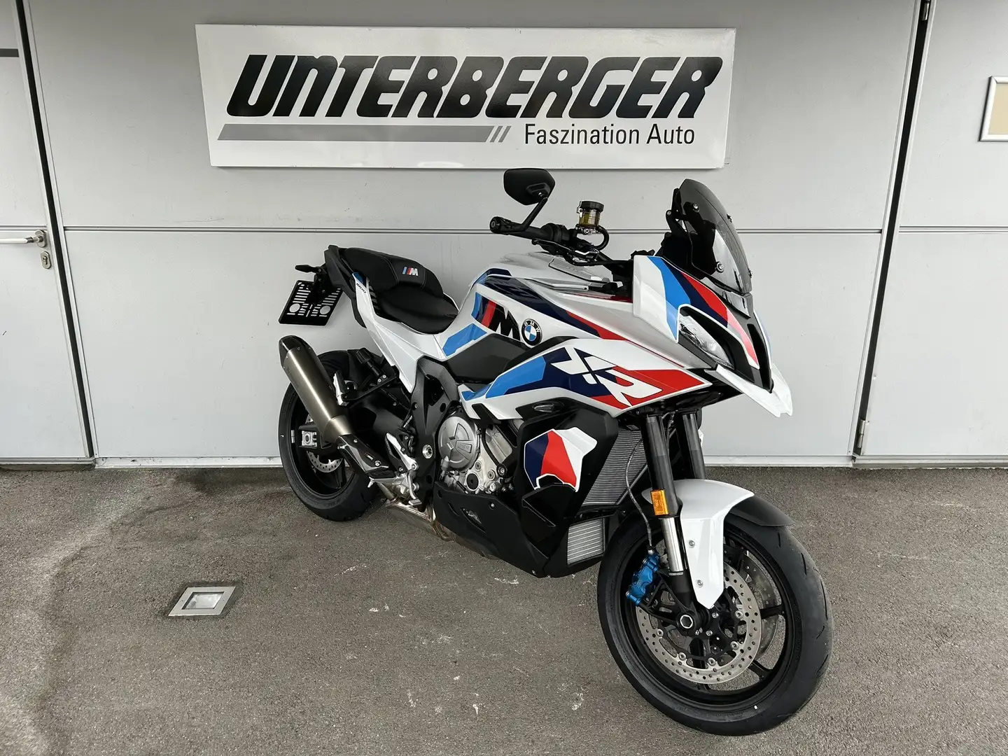 BMW M 1000 XR KM9 Alb - 1