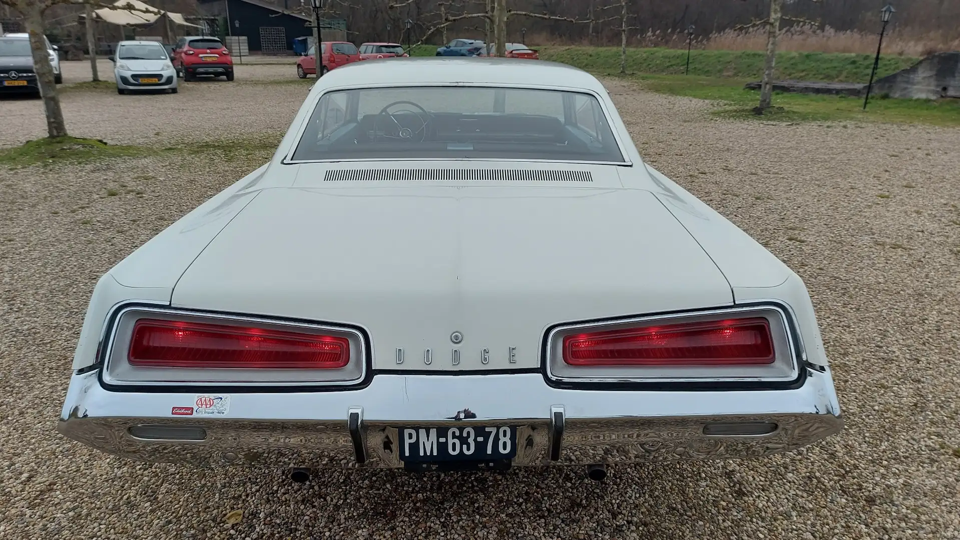 Dodge Polara 383 Coupe 6.3L V8 Bigblock Белый - 2