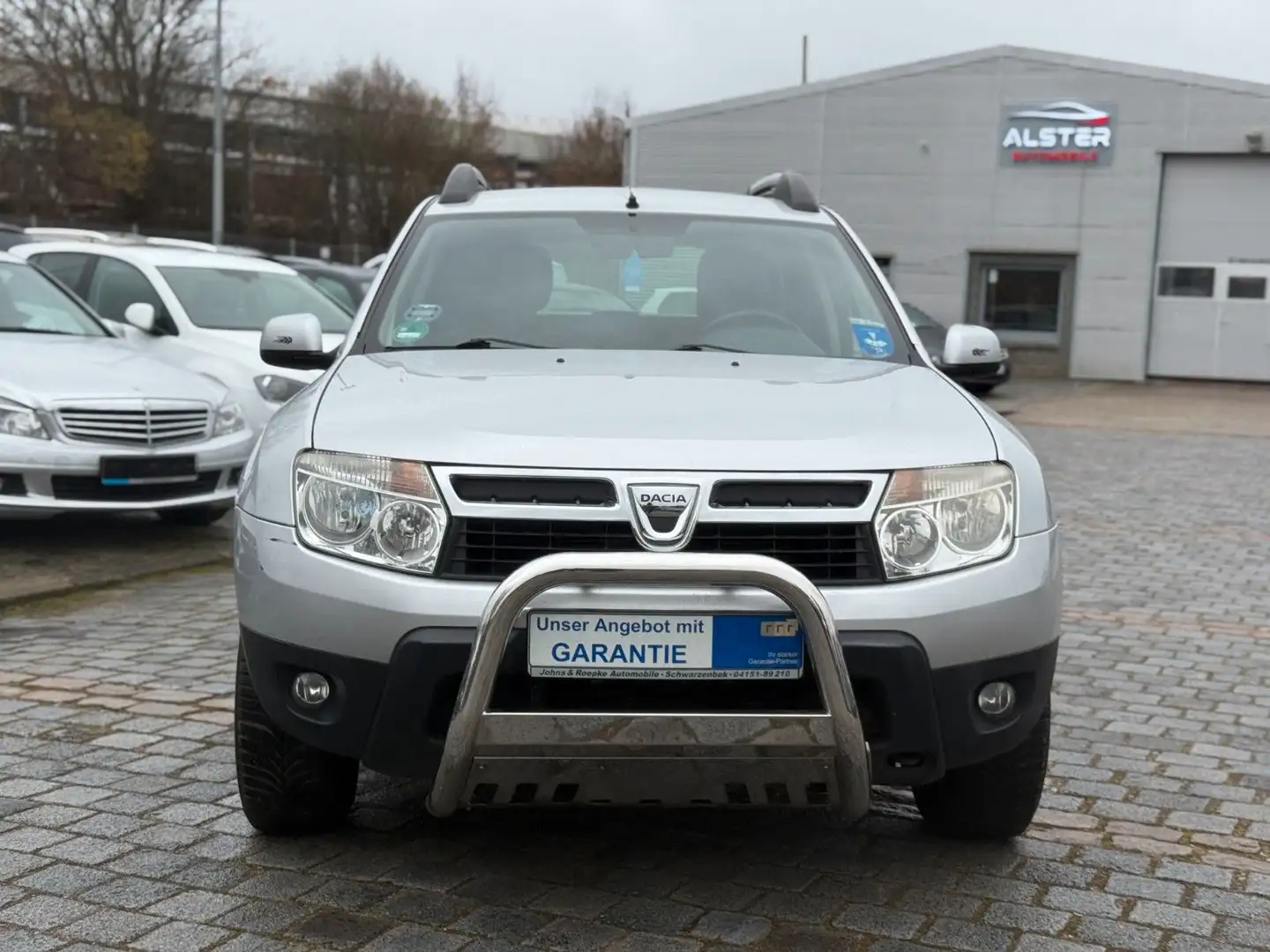 Dacia Duster 1,6  4x2 16V Ezüst - 2