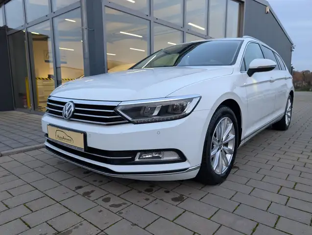 Volkswagen Passat Variant Highline 2.0 TDI LED ERGO PDC Kamera NAV AHK