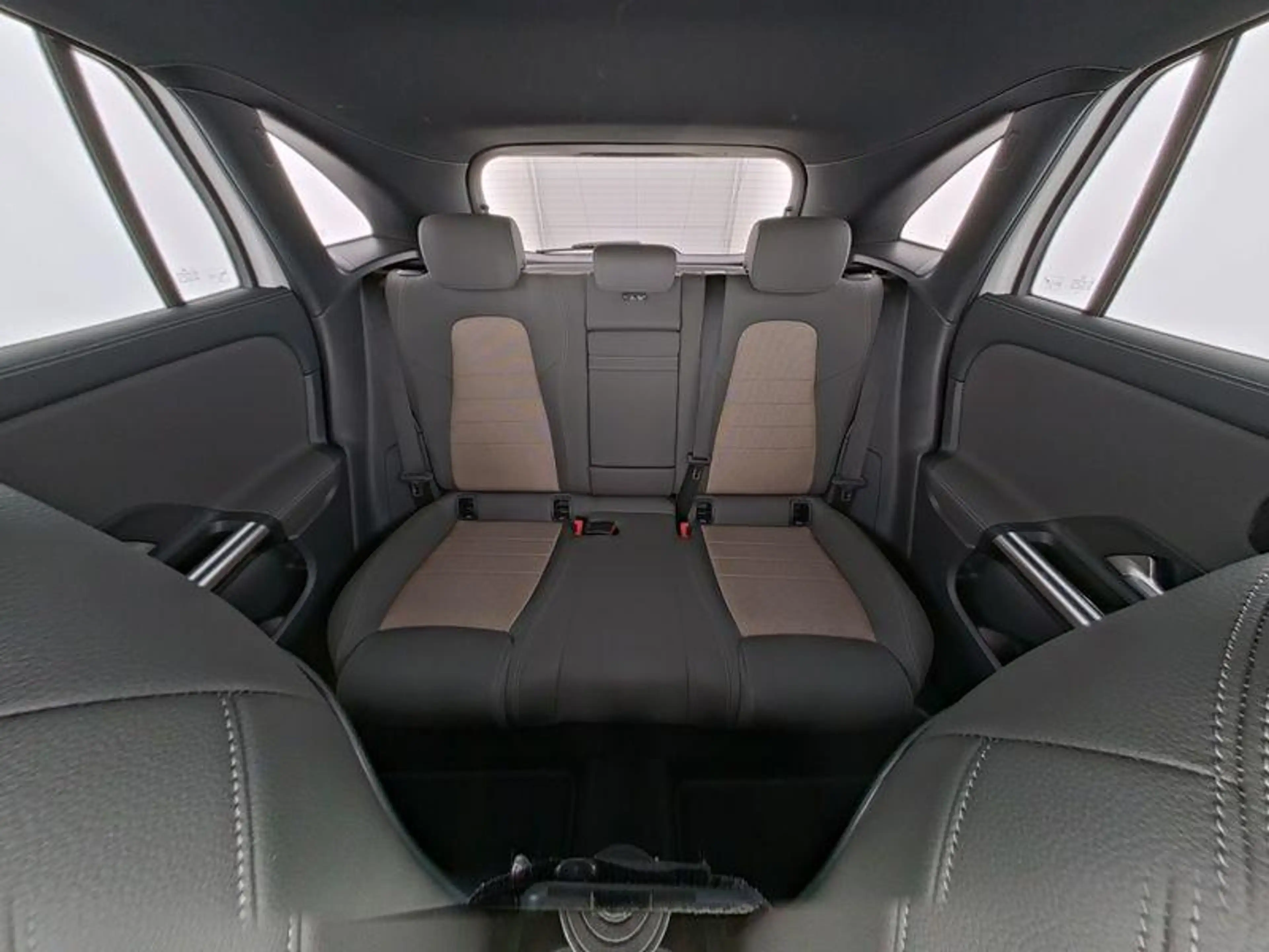 Mercedes-Benz EQA 250 250+ AMG Line | 360° Camera | Memory Zetels | Smar — photo 7