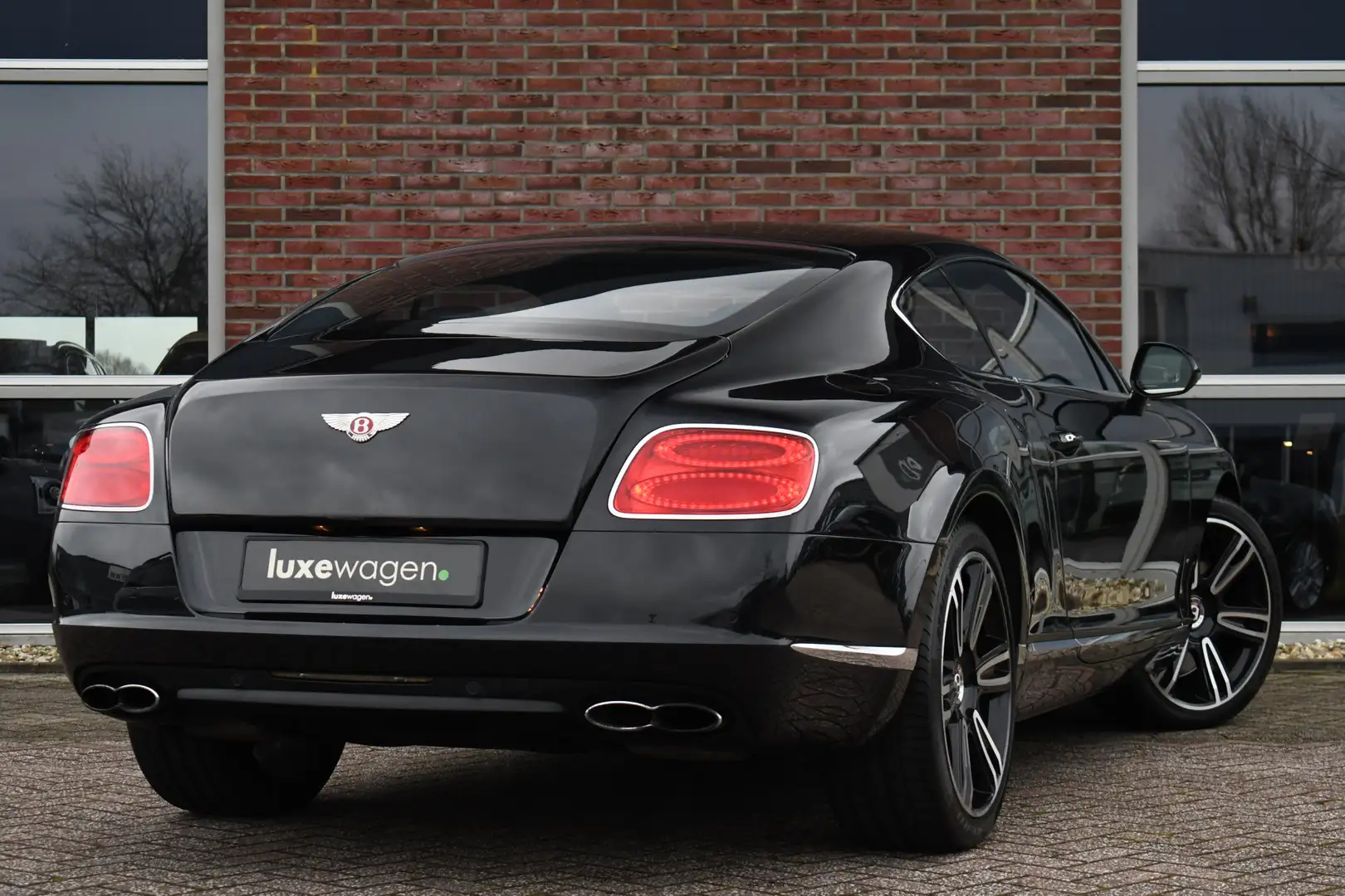 Bentley Continental GT 4.0 V8 508pk NL-auto Dealer-serviced Massage Venti Zwart - 2