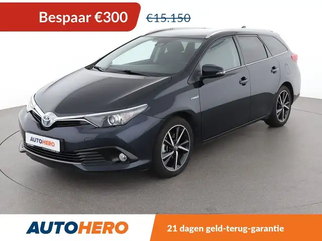 Toyota Auris 1.8 Hybrid Style