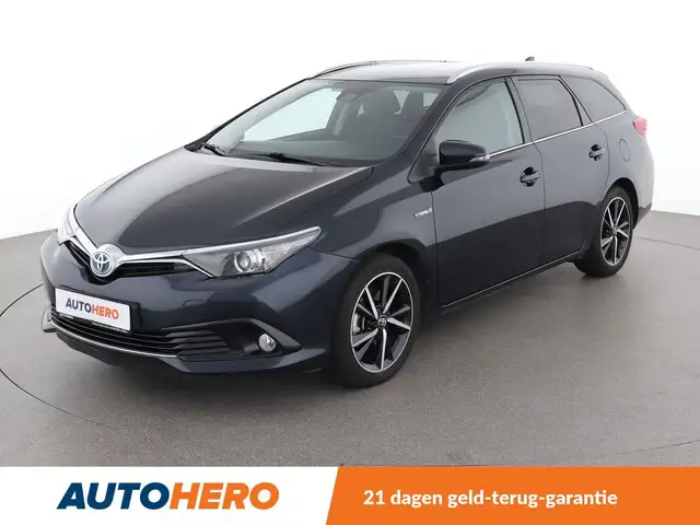 Toyota Auris 1.8 Hybrid Style