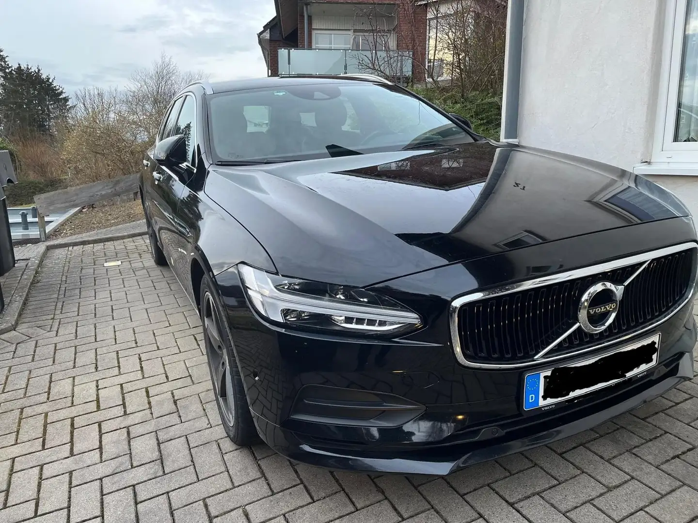 Volvo V90 V90 D5 AWD Geartronic Momentum Negru - 1