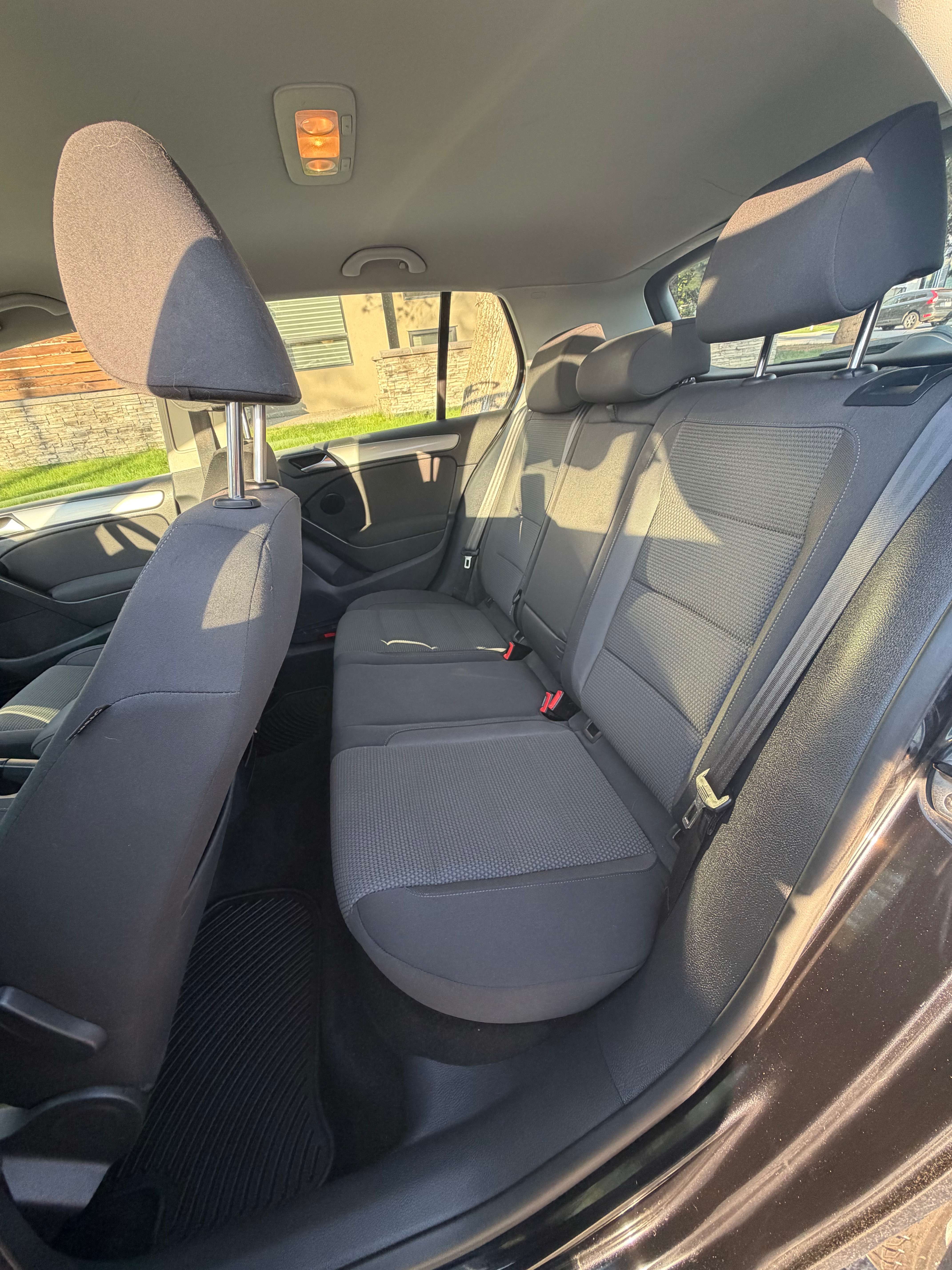 2012 Volkswagen Golf Comfortline thumb 9