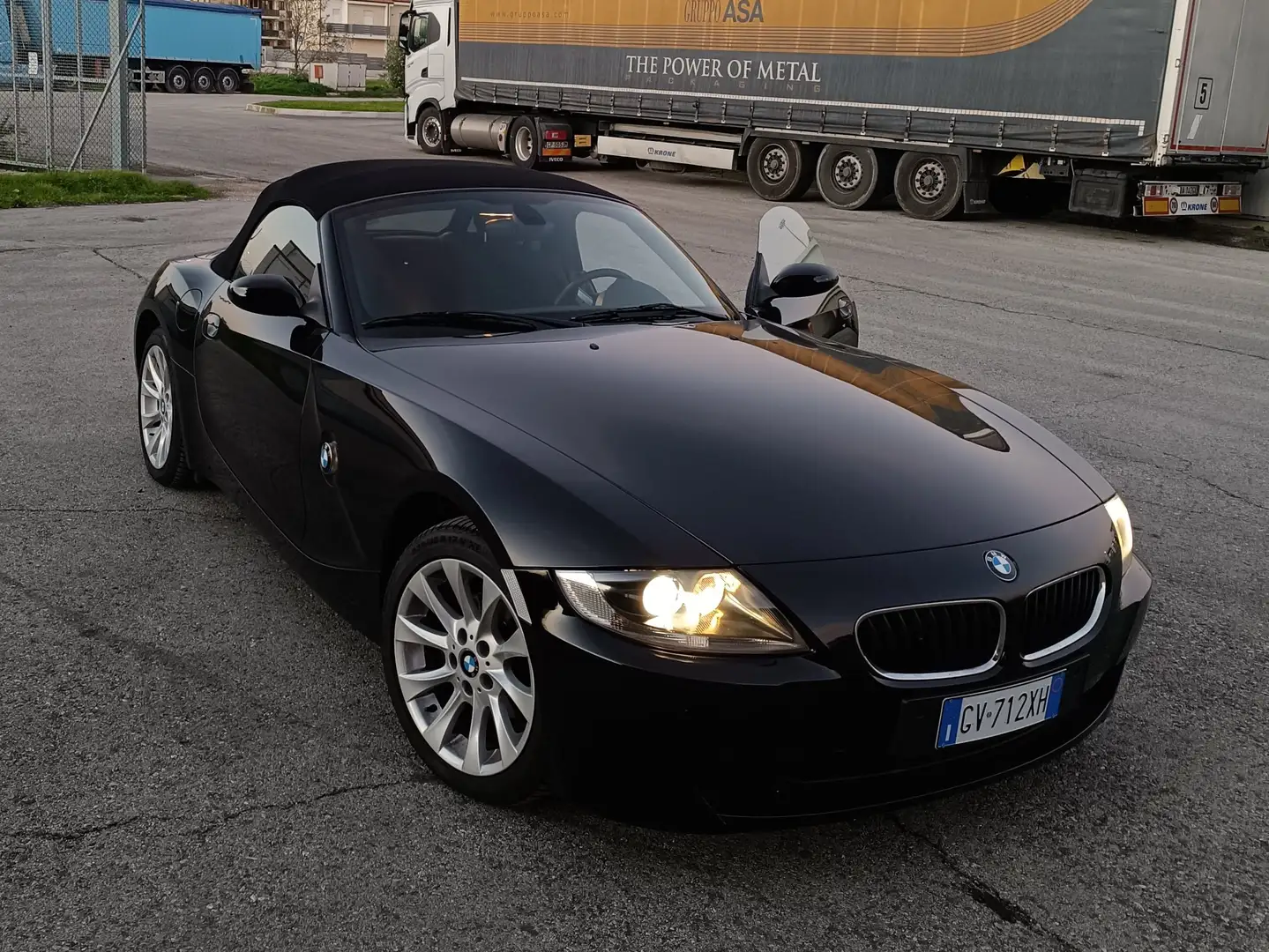 BMW Z4 Roadster 2.0i Nero - 1