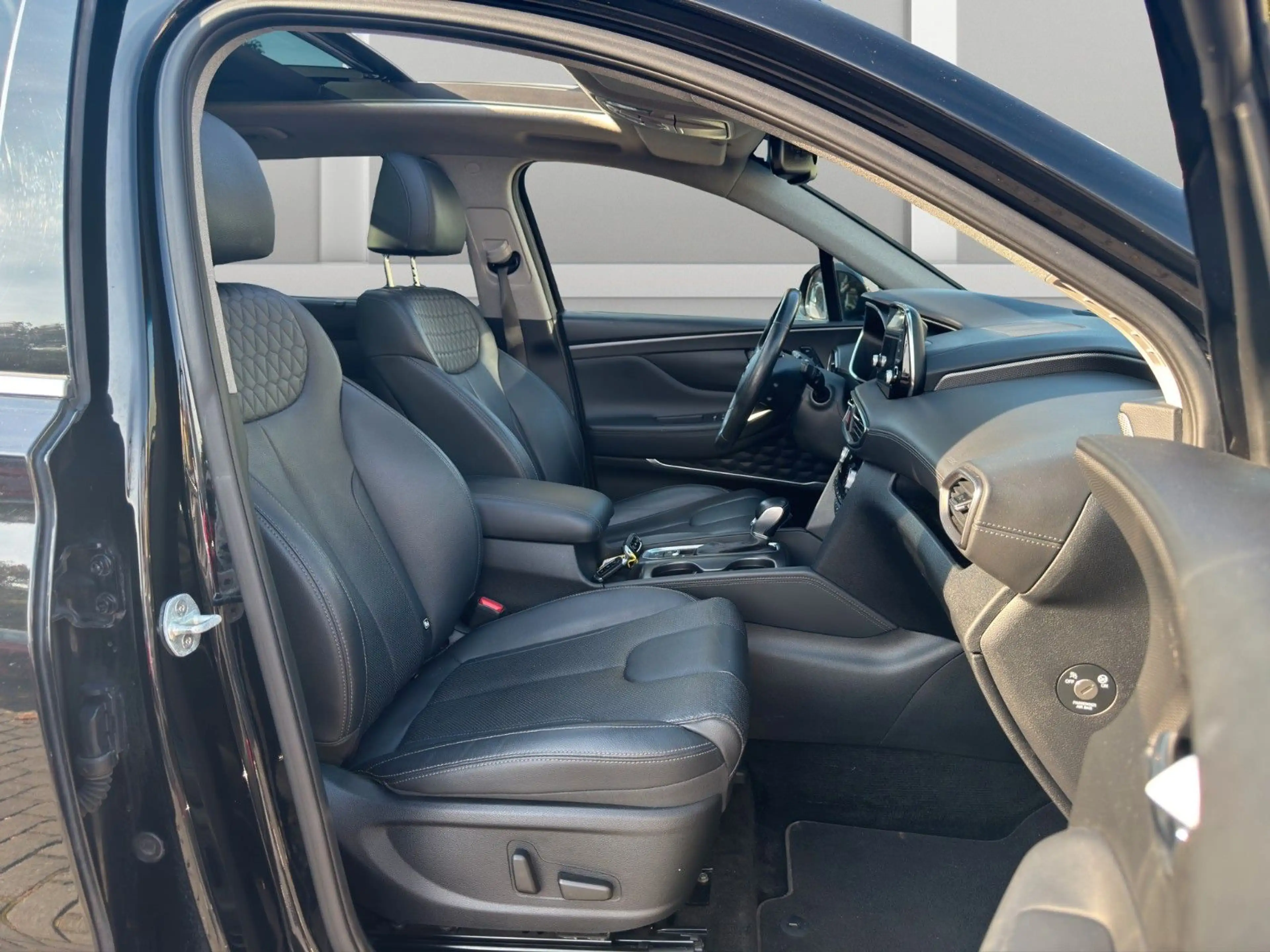 Hyundai SANTA FE SantaFe Premium 4WD 7Sitze Leder Panorama RFK360 — photo 14