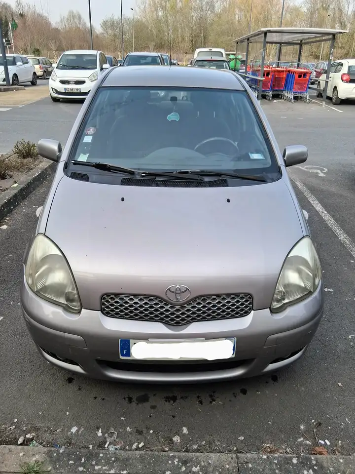 Toyota Yaris 75 D-4D Luna Pack