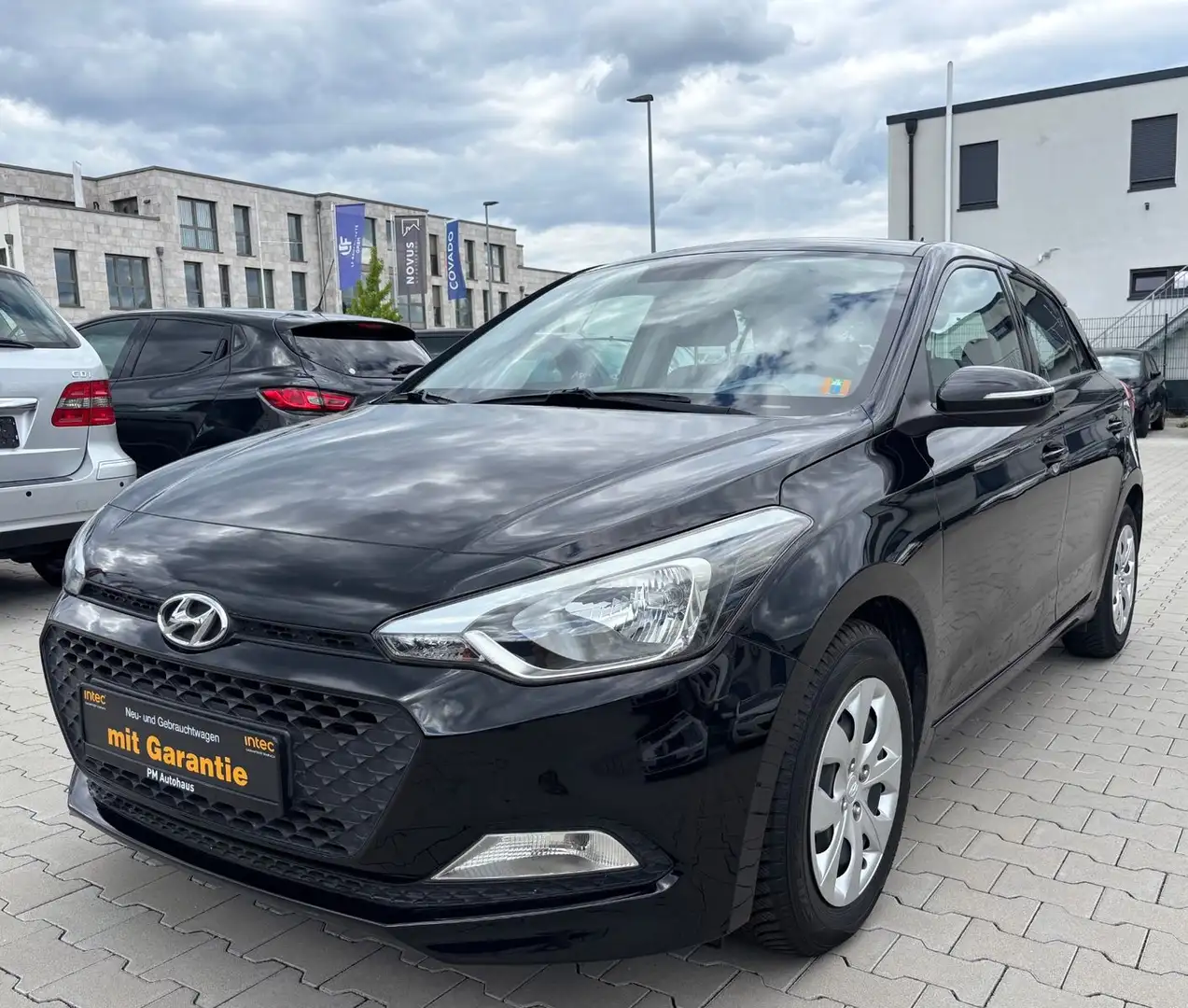 Hyundai i20 Passion Negro - 1