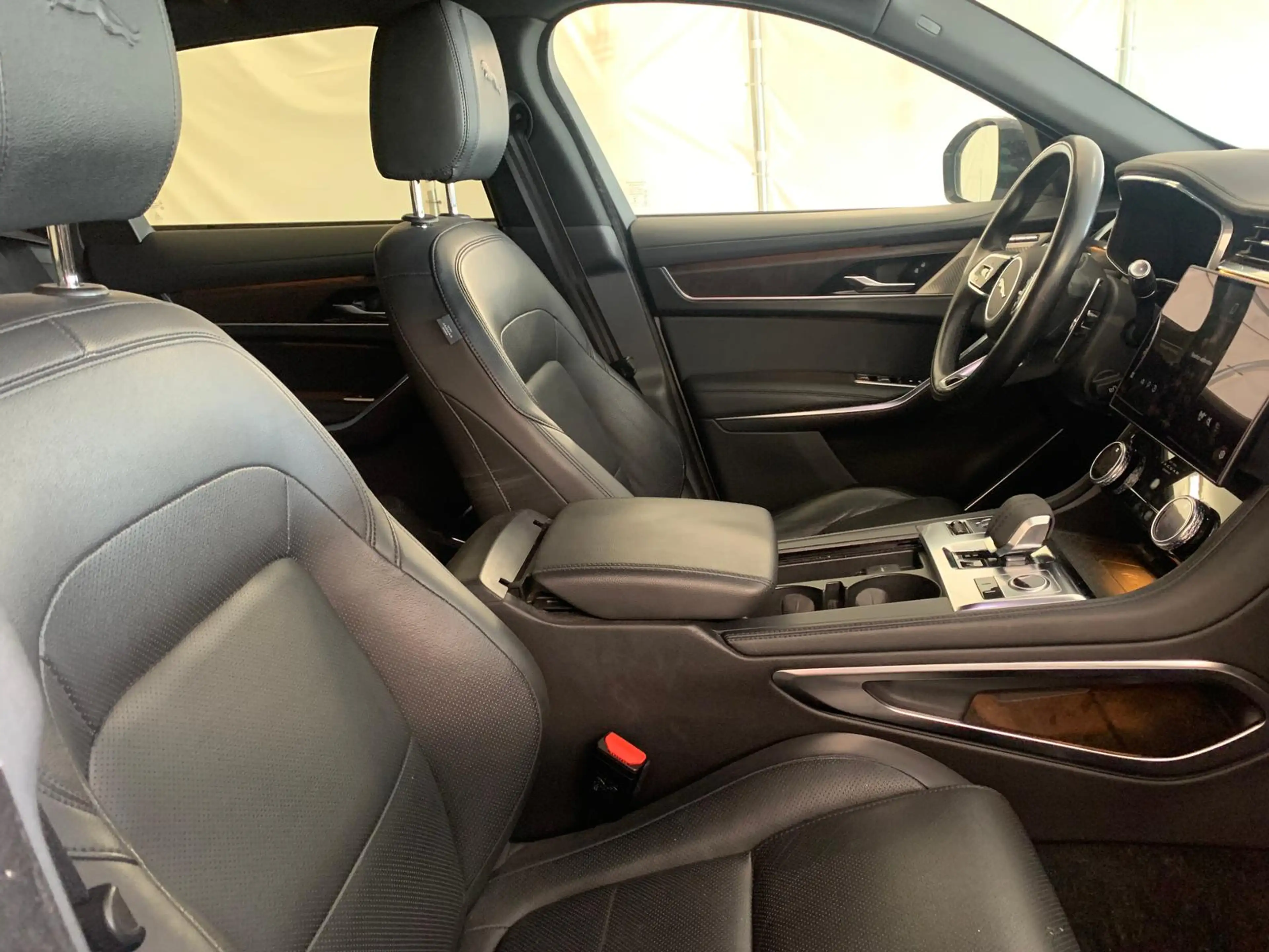 Jaguar F-Pace P400e AWD Plug-In BlackPack|ACC|HUD|Keyless — photo 3