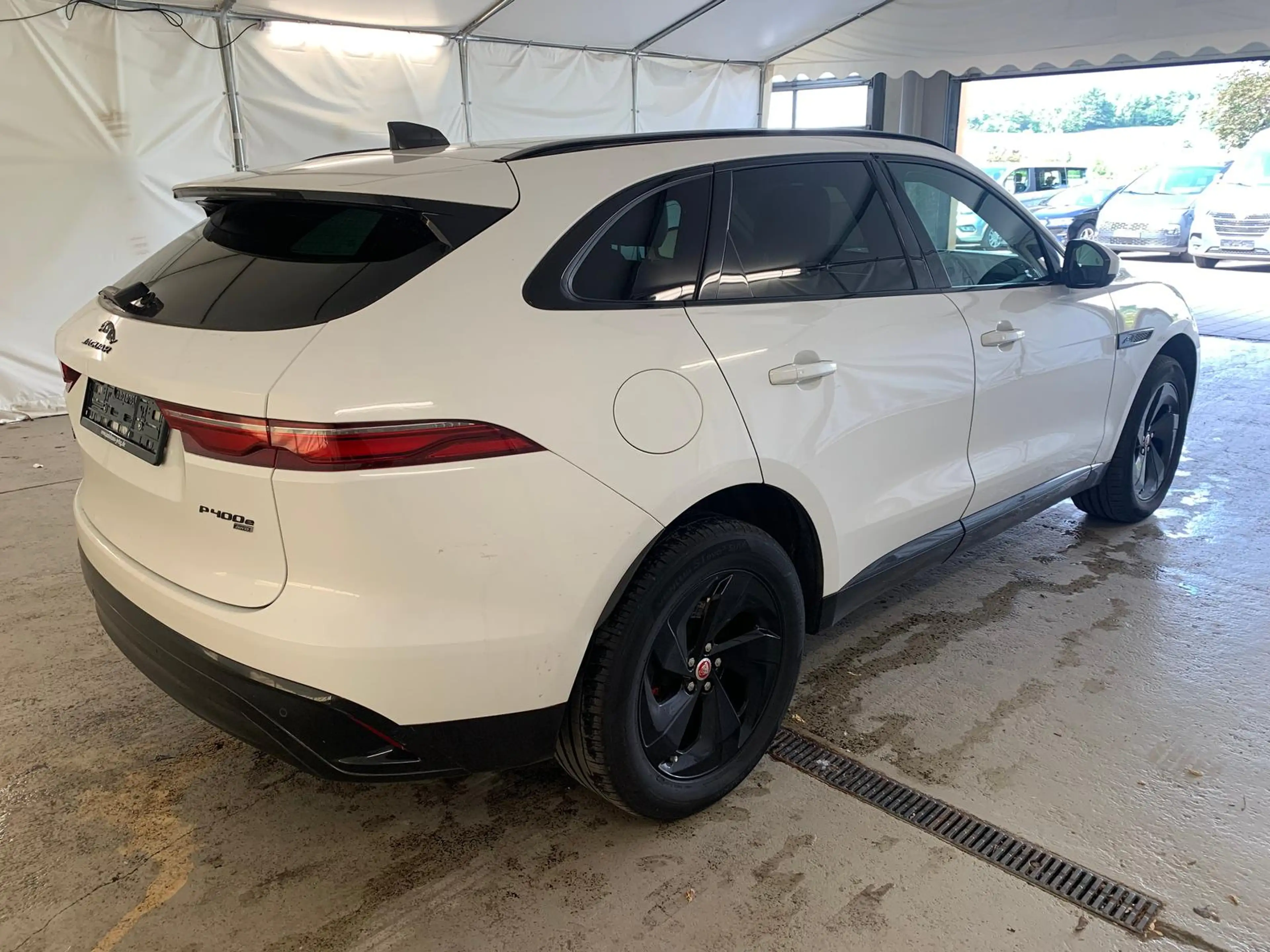 Jaguar F-Pace P400e AWD Plug-In BlackPack|ACC|HUD|Keyless — photo 5