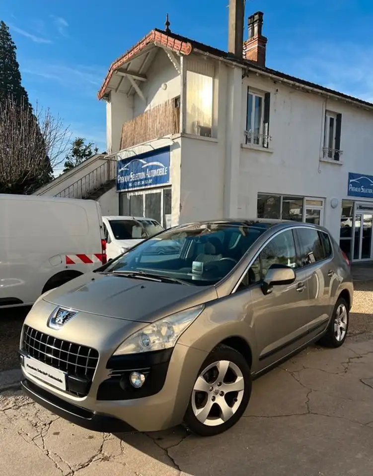 Peugeot 3008 1.6 HDi 110cv Pack