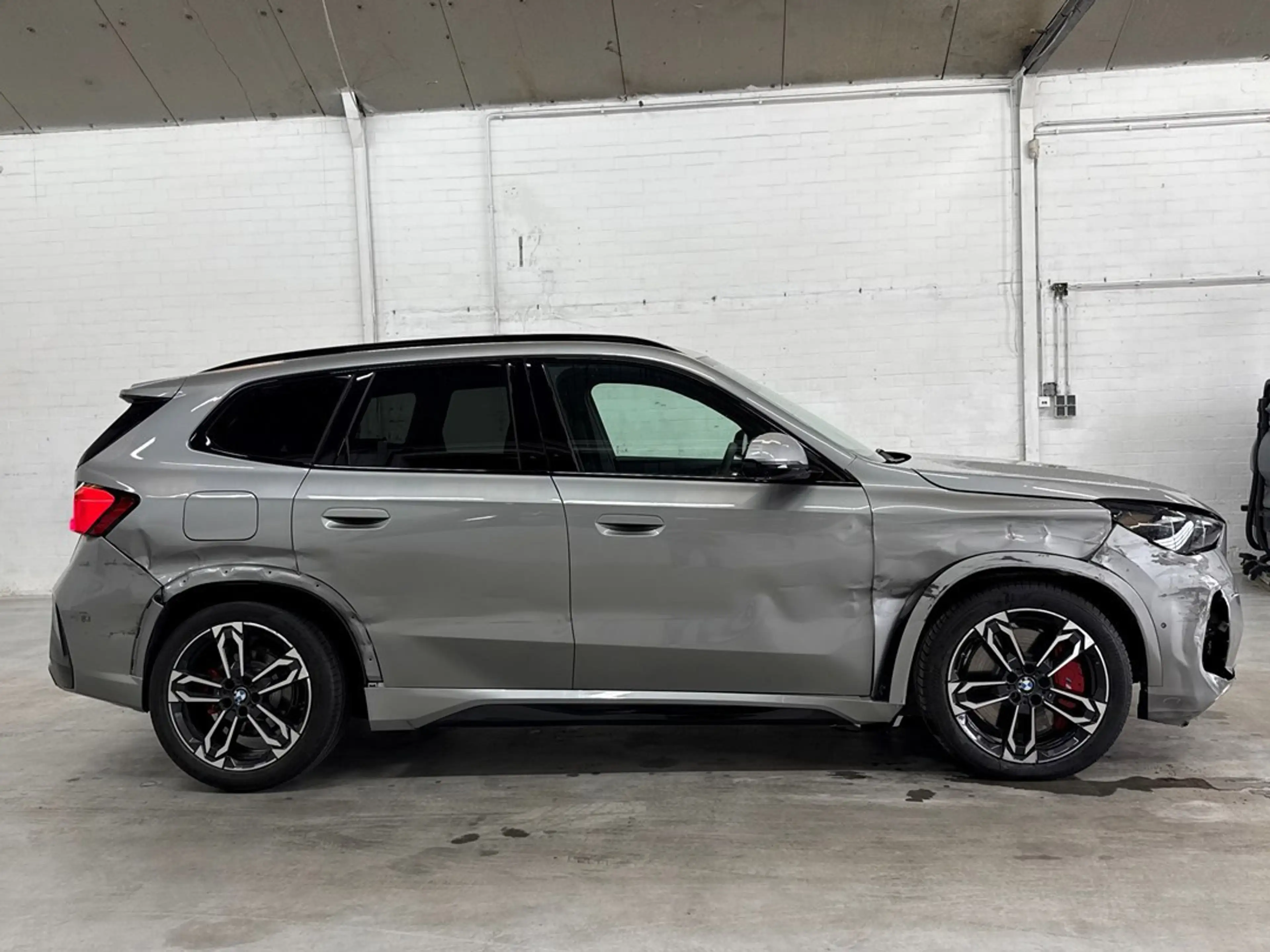 BMW iX1 EDrive20 67 kWh M Sport Edition | Harman Kardon | — photo 6
