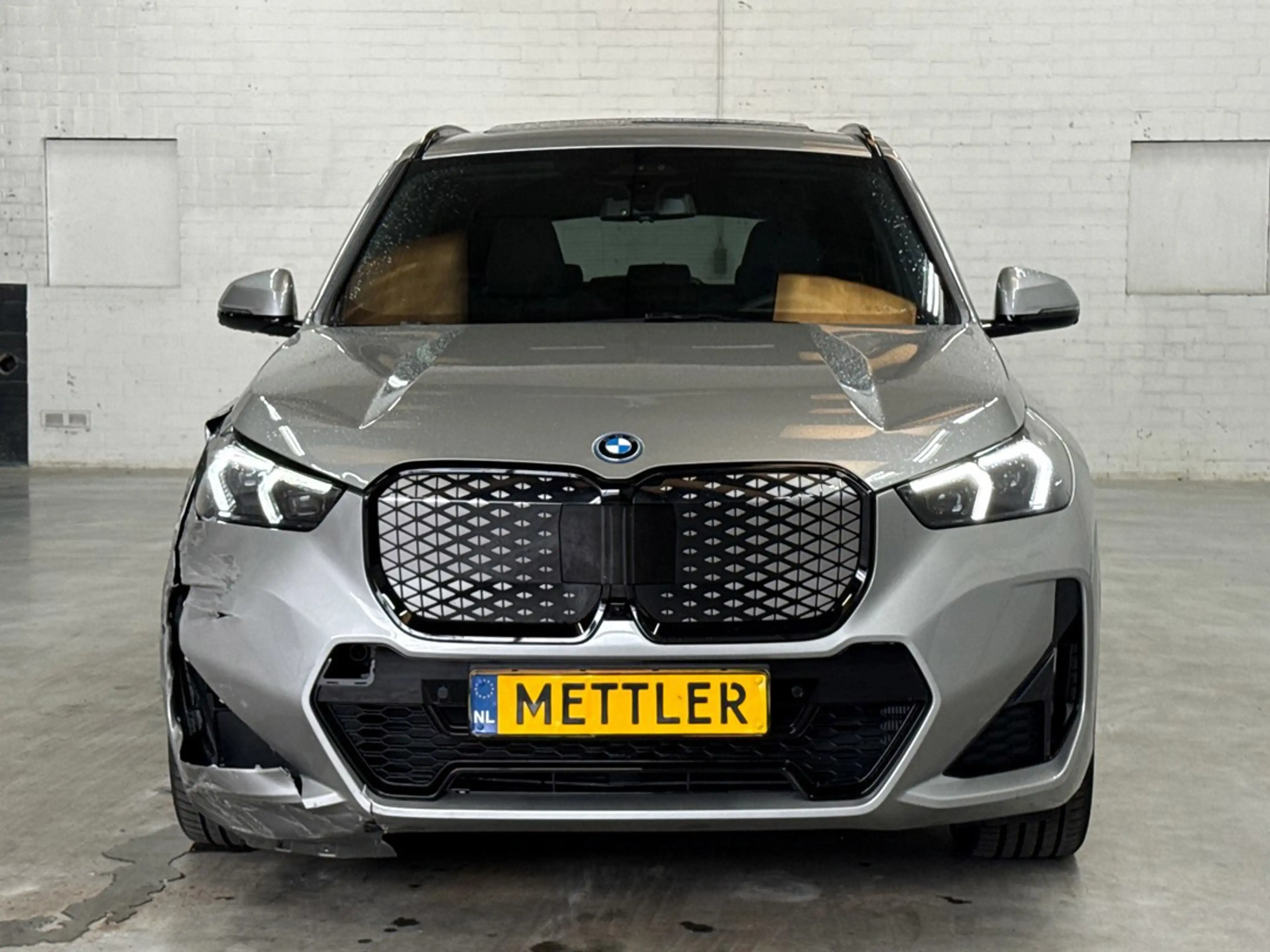 BMW iX1 EDrive20 67 kWh M Sport Edition | Harman Kardon | — photo 8