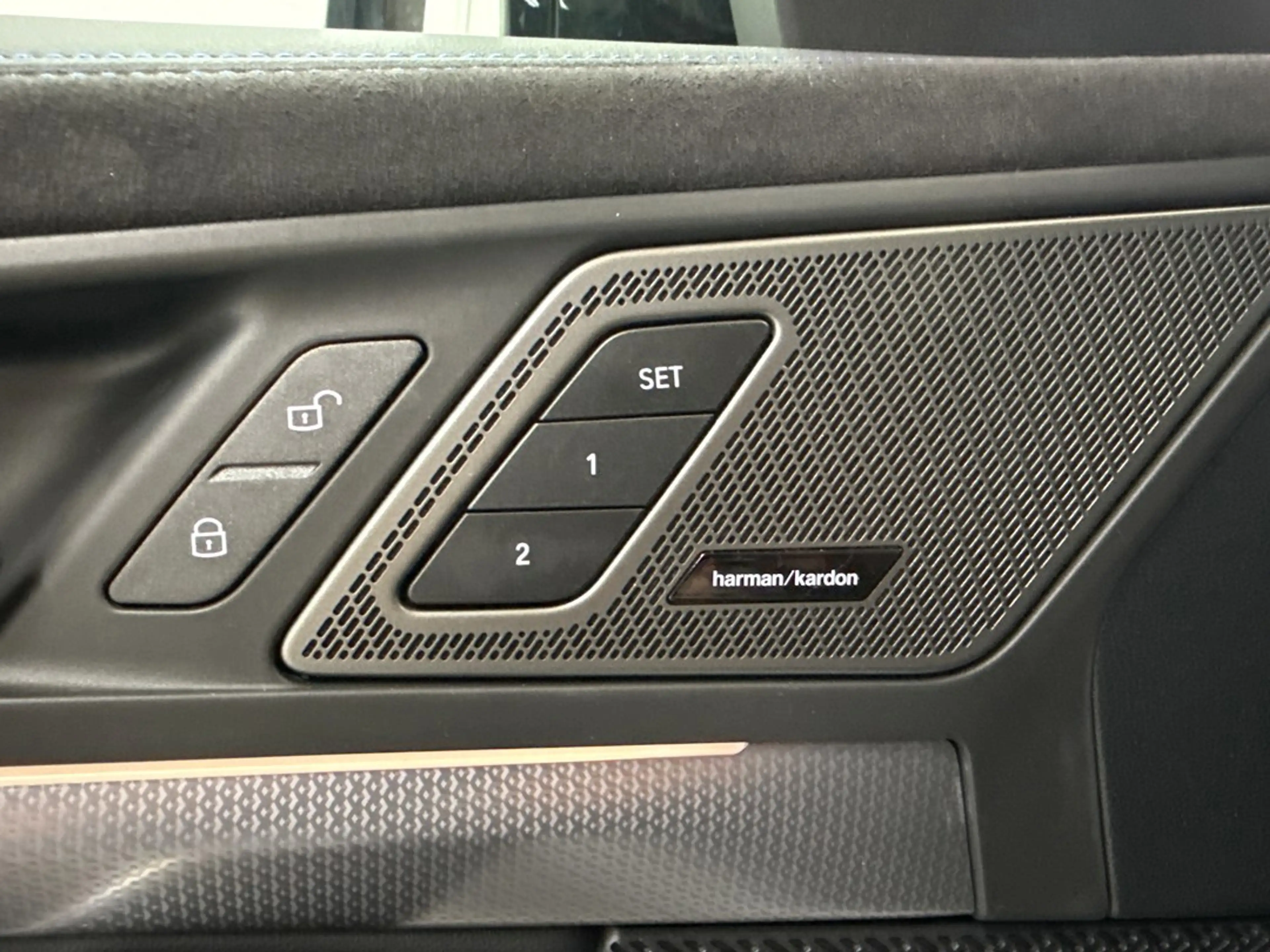 BMW iX1 EDrive20 67 kWh M Sport Edition | Harman Kardon | — photo 14