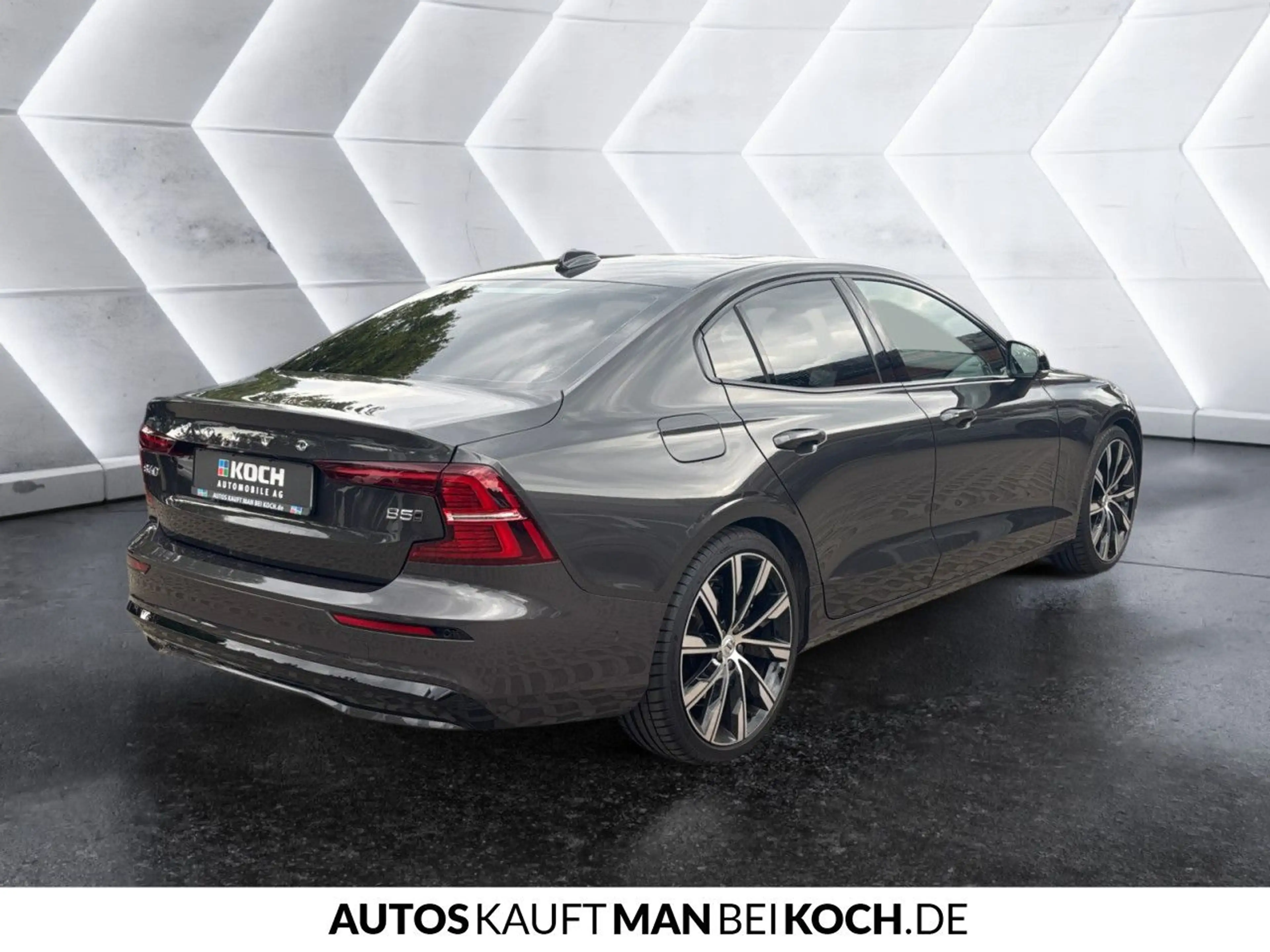 Volvo S60 B5 B AWD Ultimate Dark HIGH END Ausstattung — photo 5