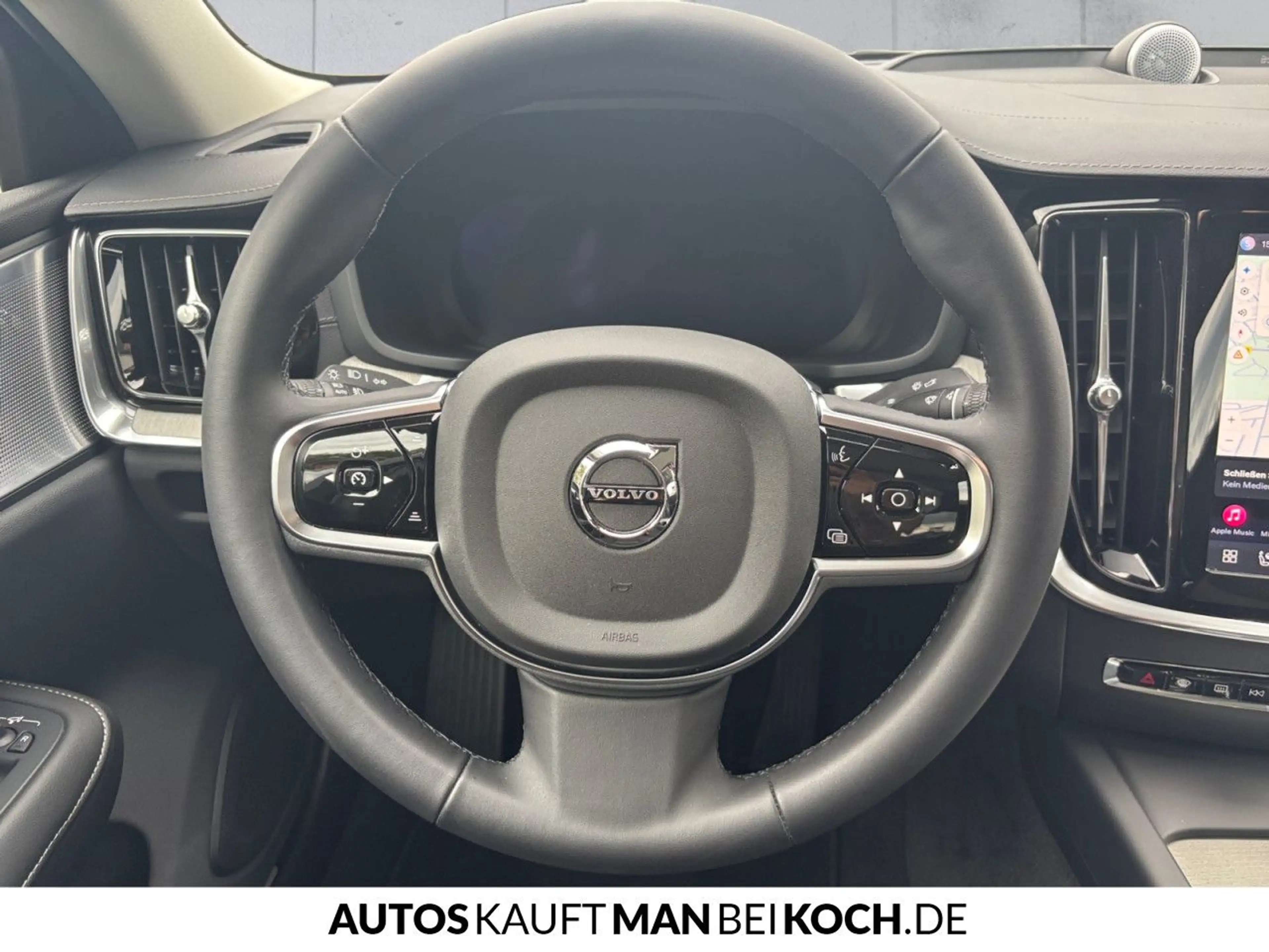 Volvo S60 B5 B AWD Ultimate Dark HIGH END Ausstattung — photo 10