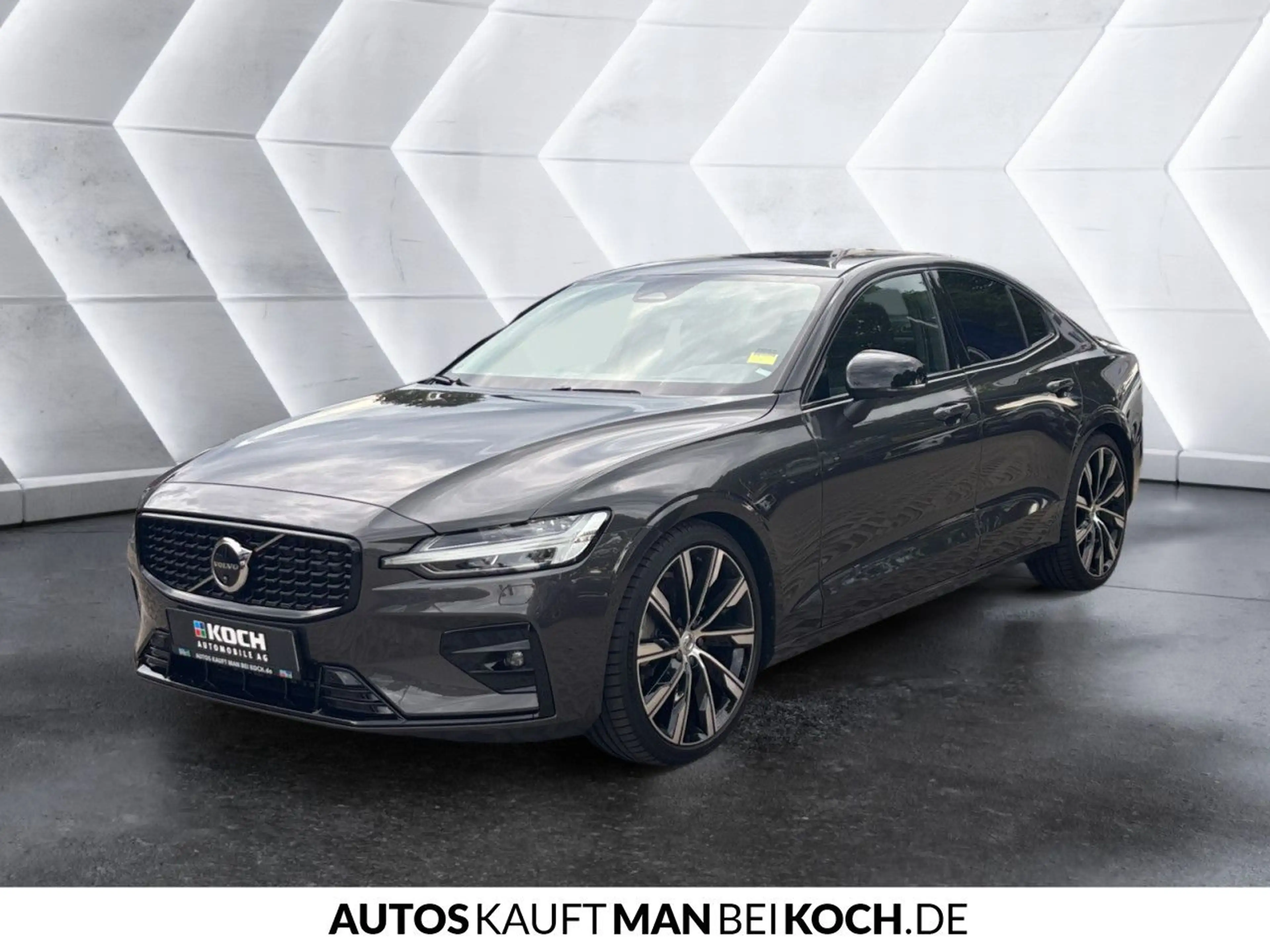 Volvo S60 B5 B AWD Ultimate Dark HIGH END Ausstattung — photo 3