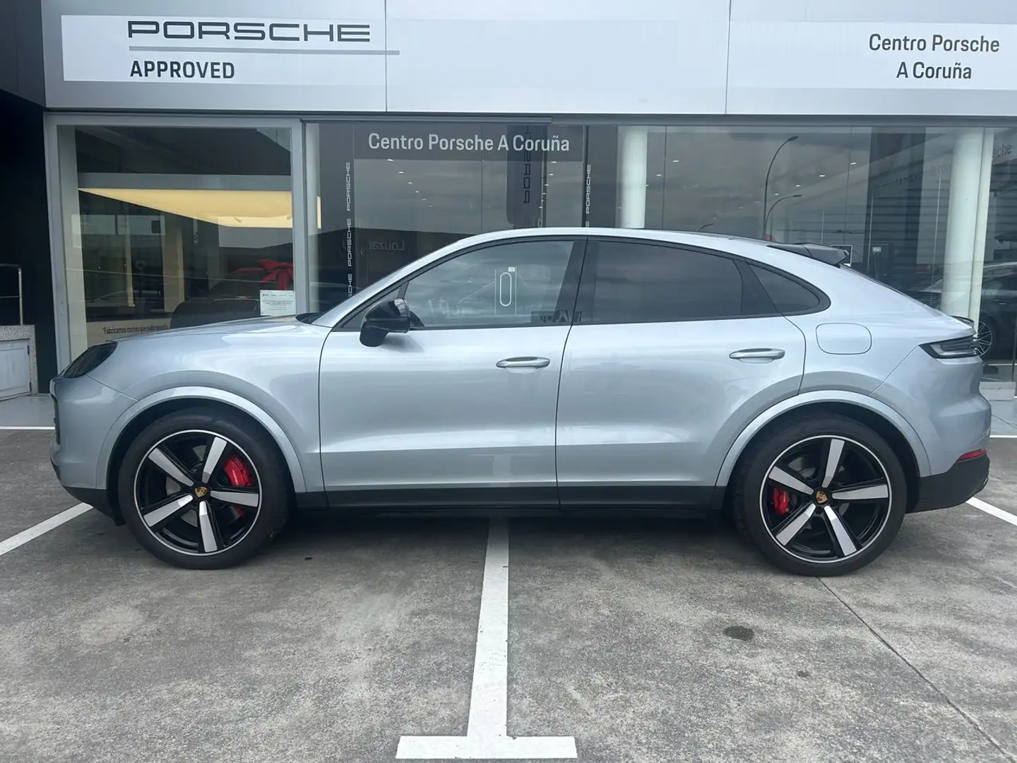 Porsche Cayenne S E HYB Grijs - 2