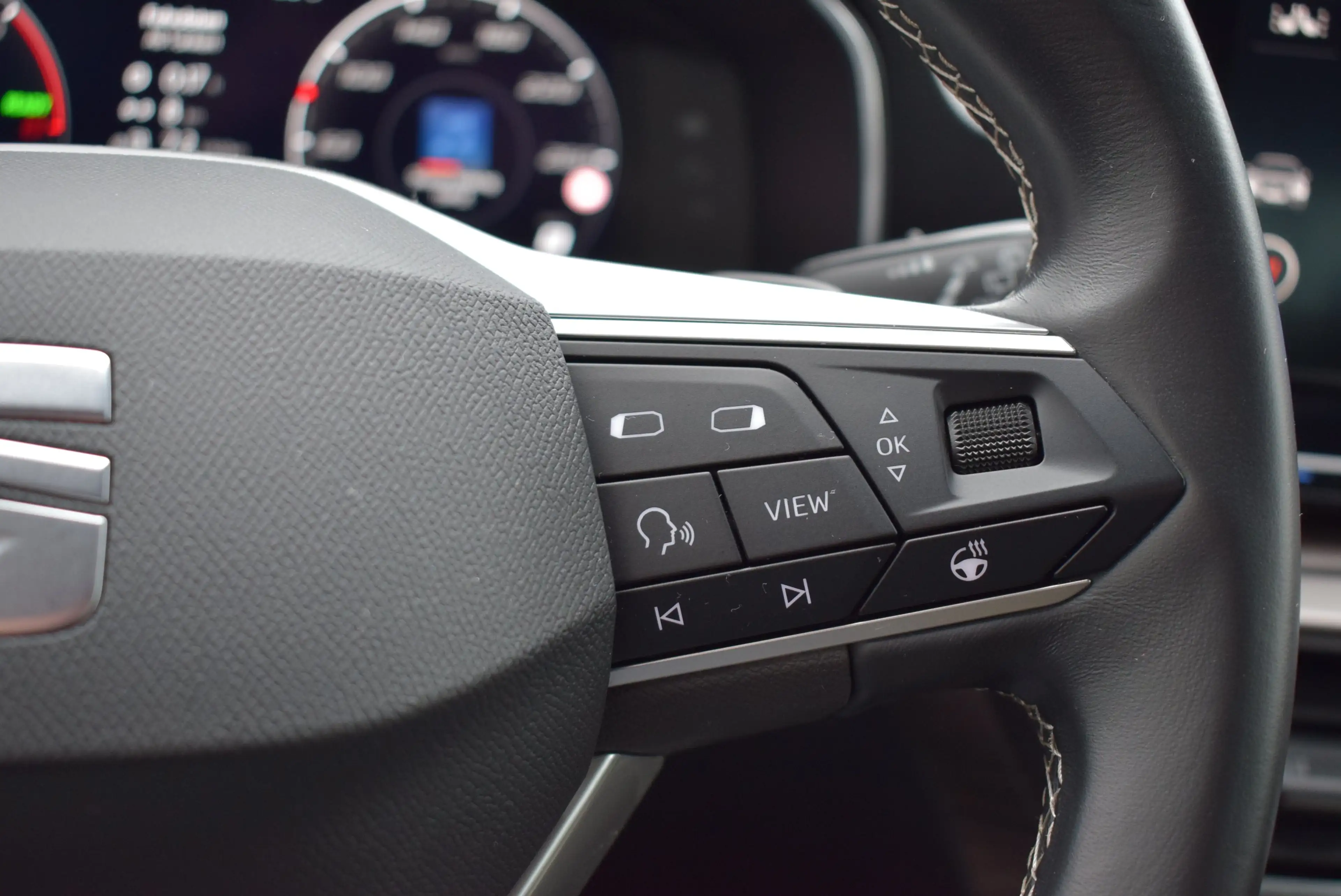 SEAT Leon e-Hybrid Xcellence e-Hybrid 1.4 TSI /Navi/ACC/WinterP/ALU — photo 12