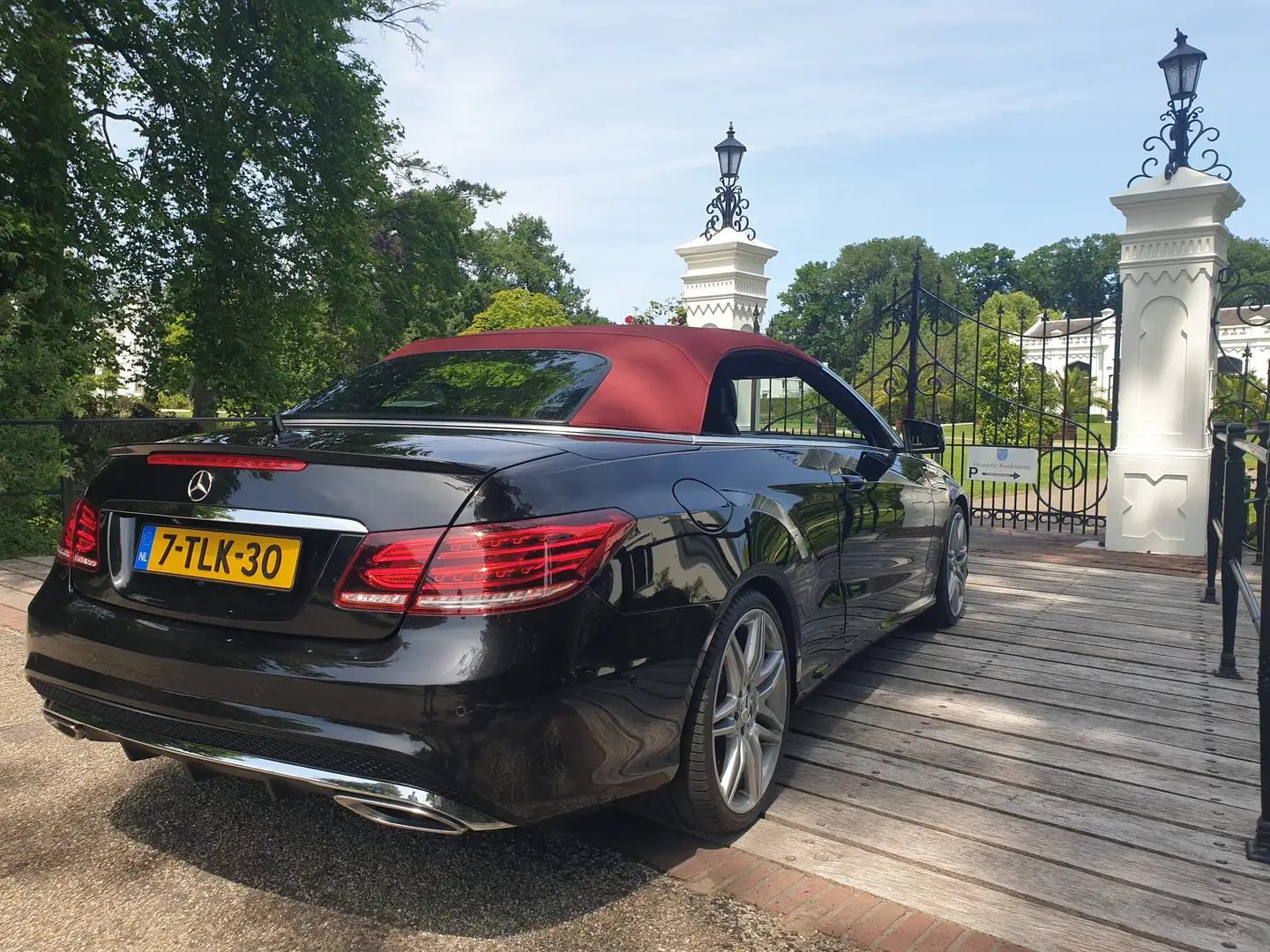Mercedes-Benz E 200 E 200 Edition Sport crna - 1