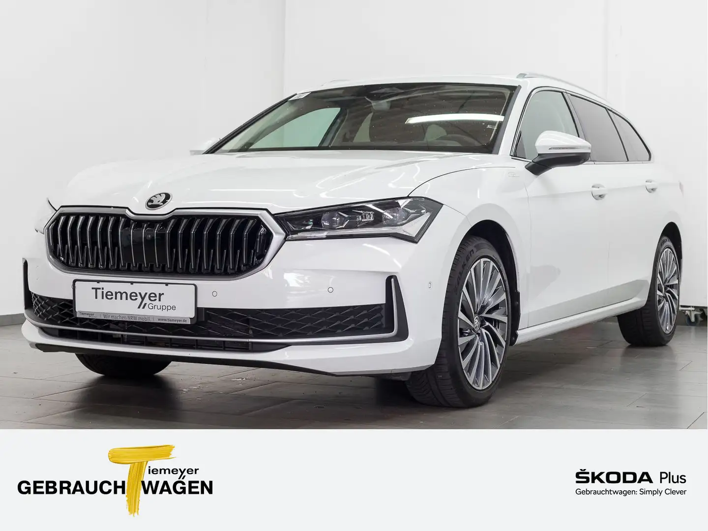 Skoda Superb Combi 1.5 eTSI DSG L+K LEDER PANO AHK Weiß - 1