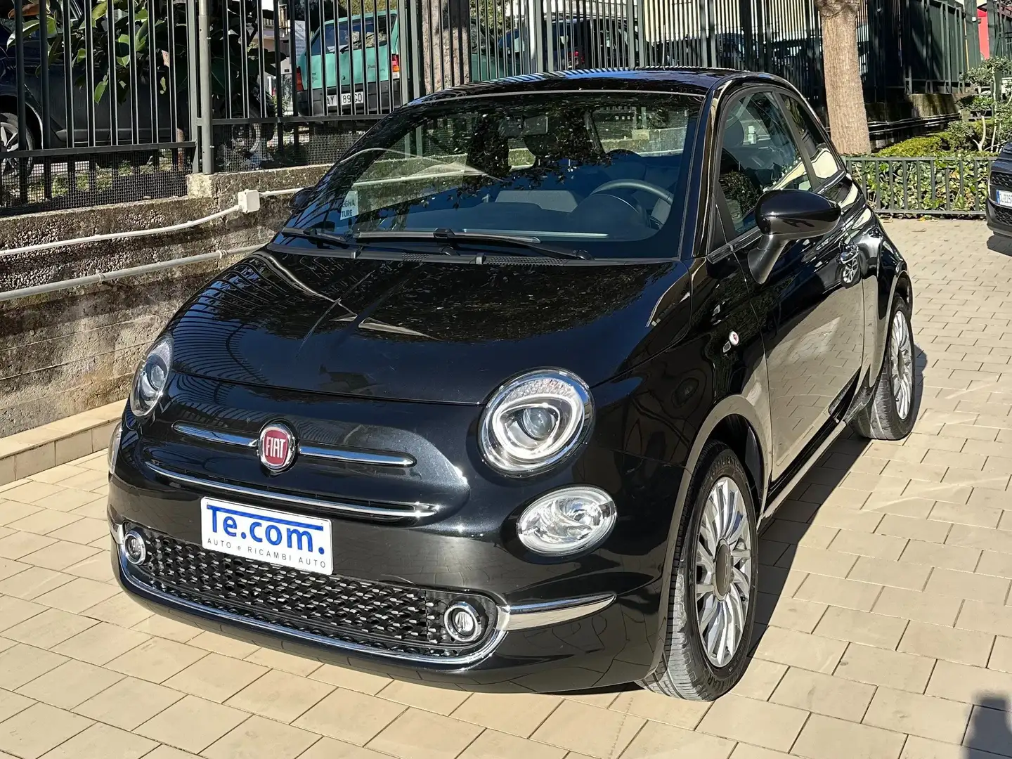 Fiat 500 1.0 hybrid Dolcevita 70cv Tetto panoramico+Apple Nero - 1