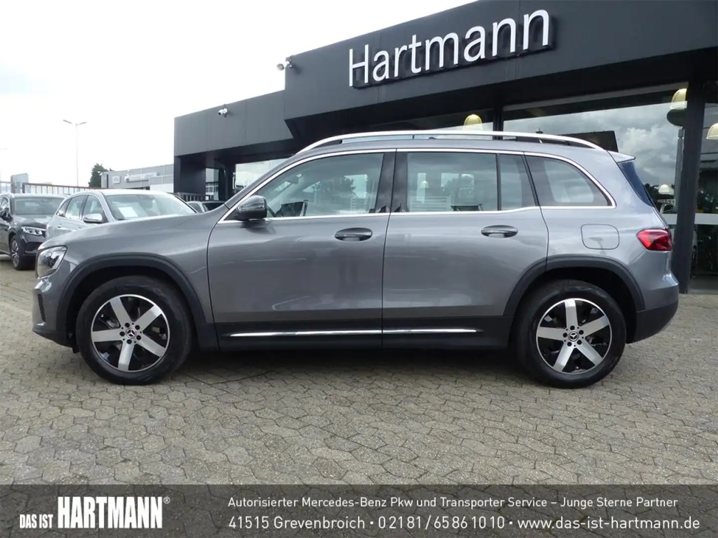 Mercedes-Benz GLB 200 PROGRESSIVE+PANO+MEMORY+RF-KAMERA+CARPLA Szürke - 2