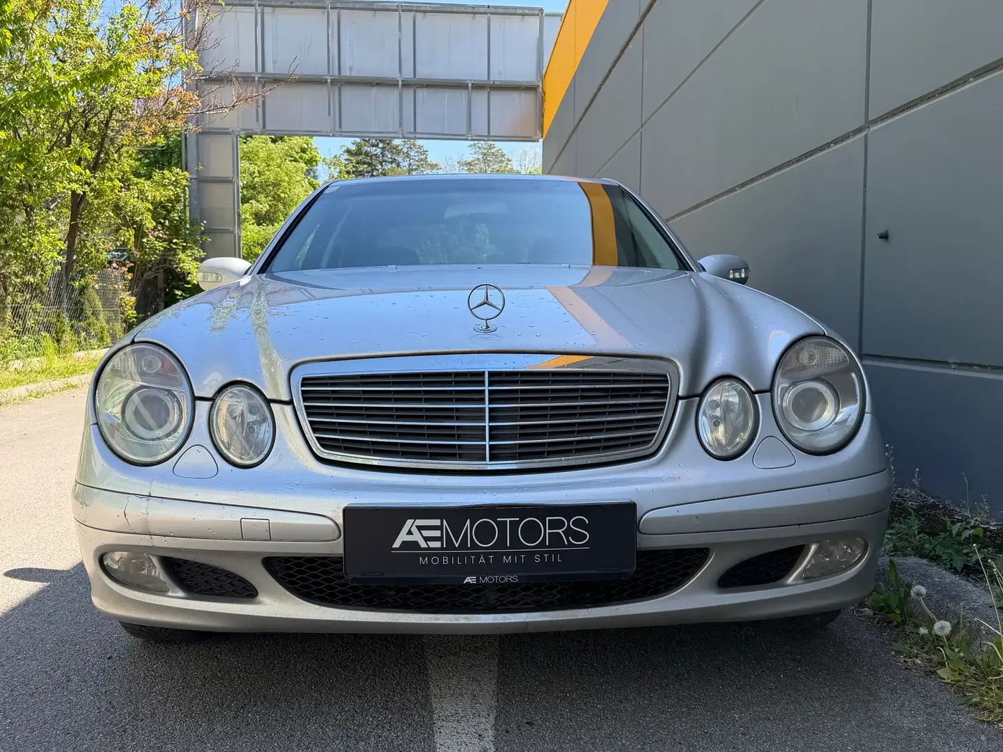 Mercedes-Benz E 220 CDI*KLIMA*TEMPOMAT*SITZHZG*KREDIT* Grau - 2