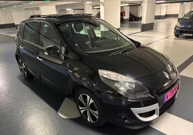 Renault Scenic view 6