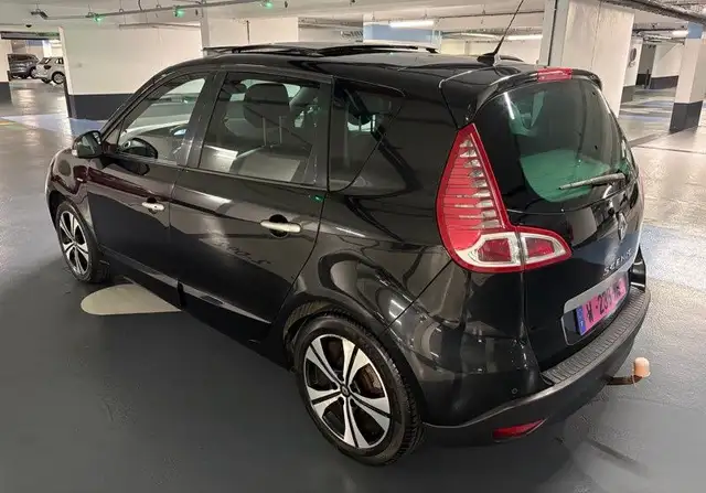 Renault Scenic view 5