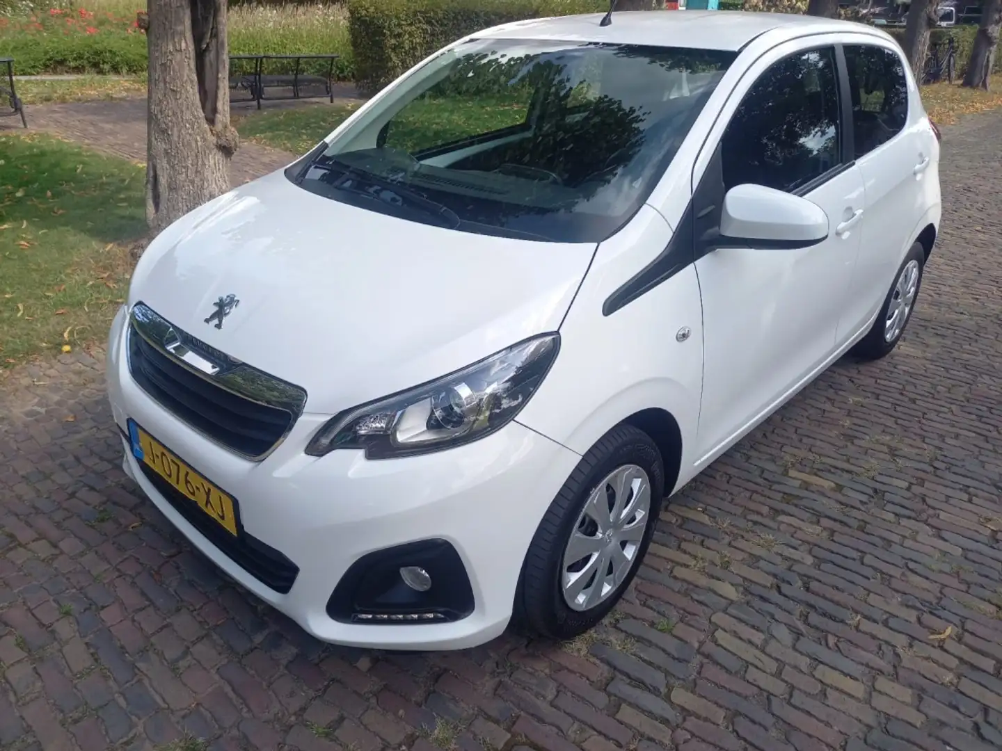 Peugeot 108 1.0 e-VTi Active Blanc - 1
