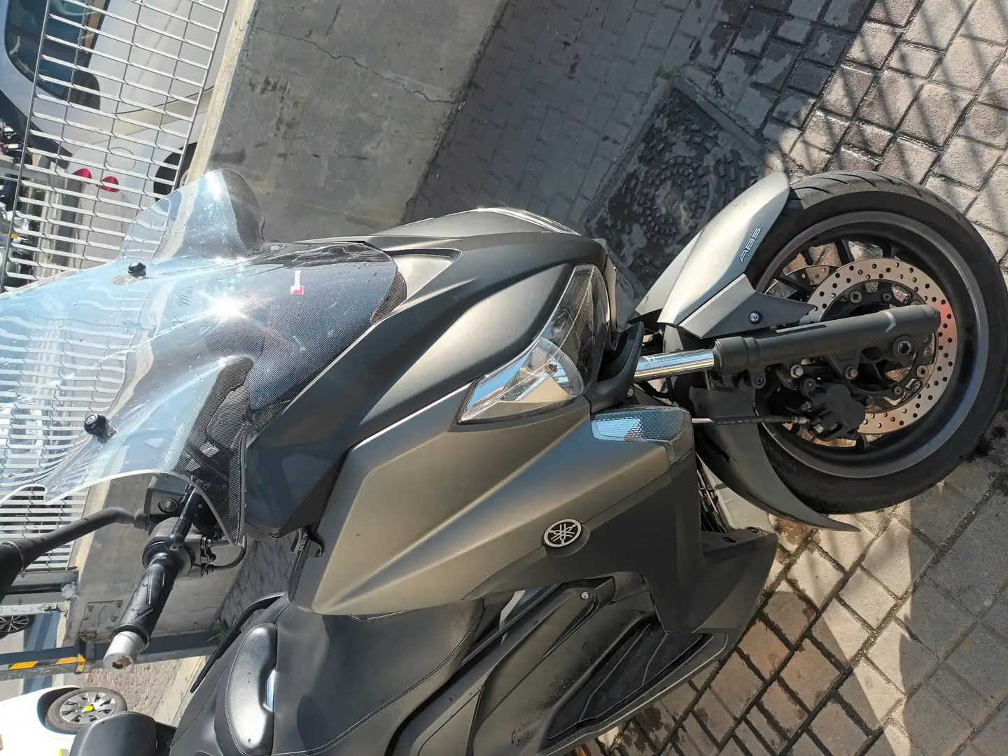 Yamaha X-Max 400 abs Negru - 2