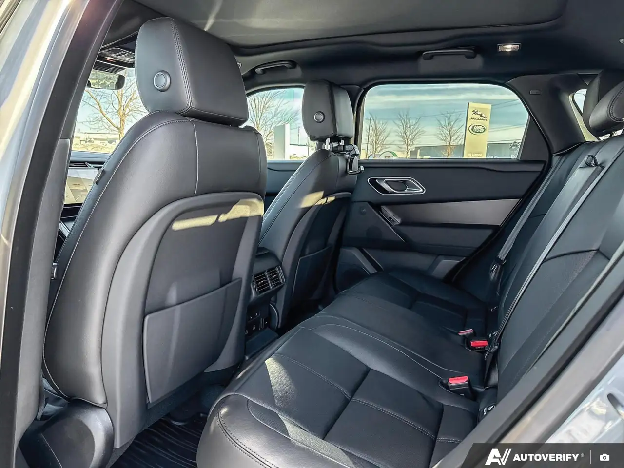 Land Rover Range Rover Velar снимка Land Rover Range Rover Velar