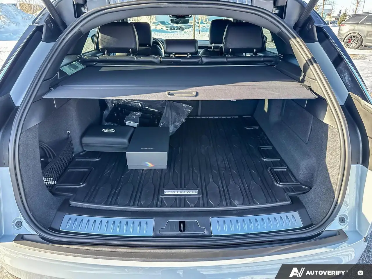 Land Rover Range Rover Velar снимка Land Rover Range Rover Velar