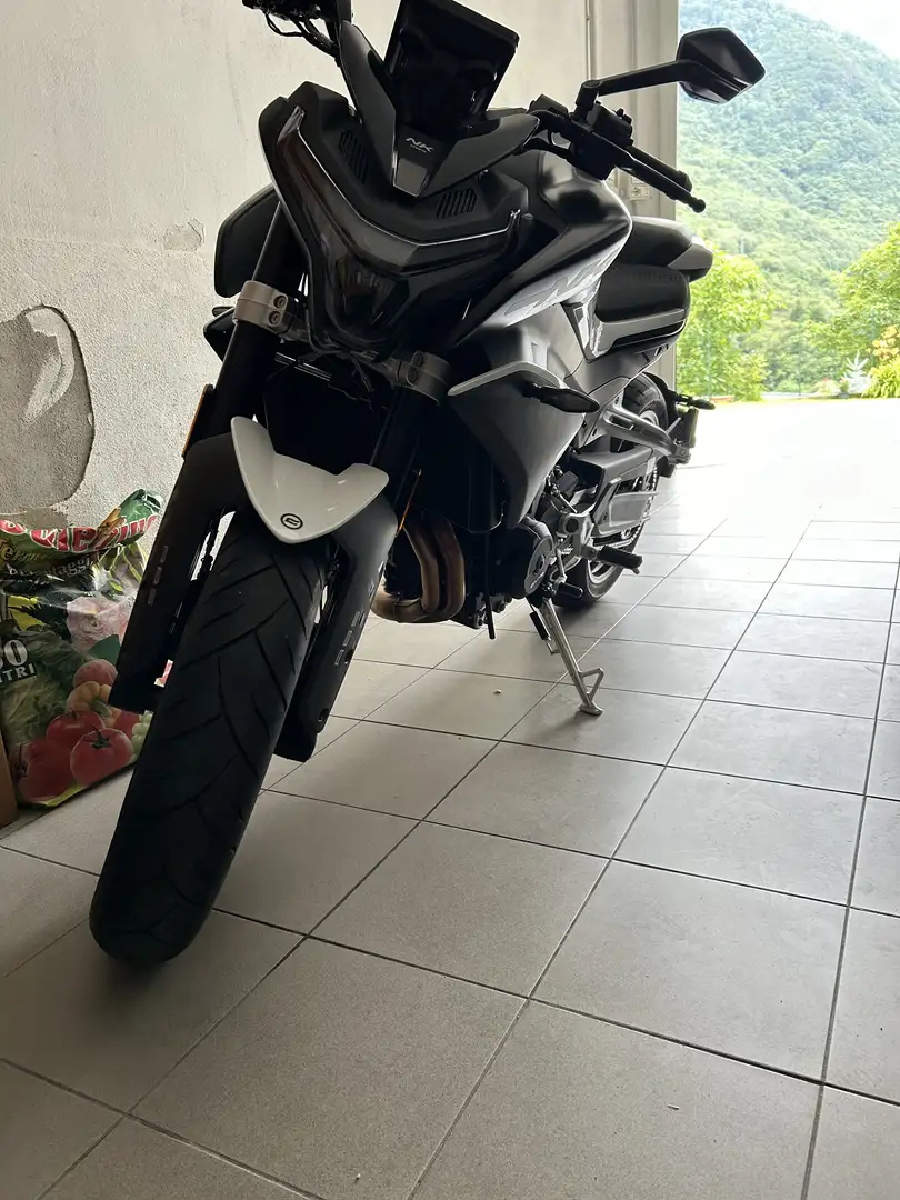 CFMOTO 800 NK advanced - 1