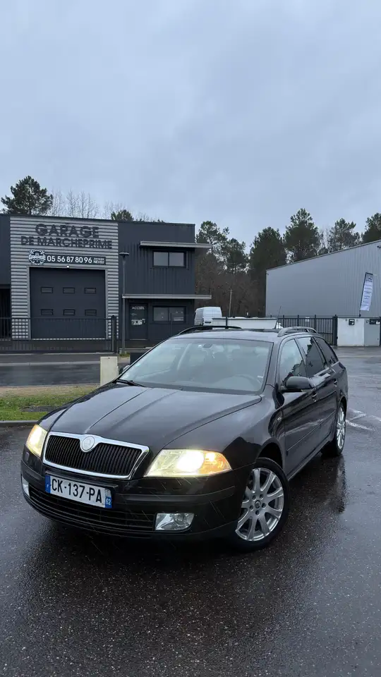 Skoda Octavia Combi 2.0 TDI 140 Laurin \u0026 Klement 