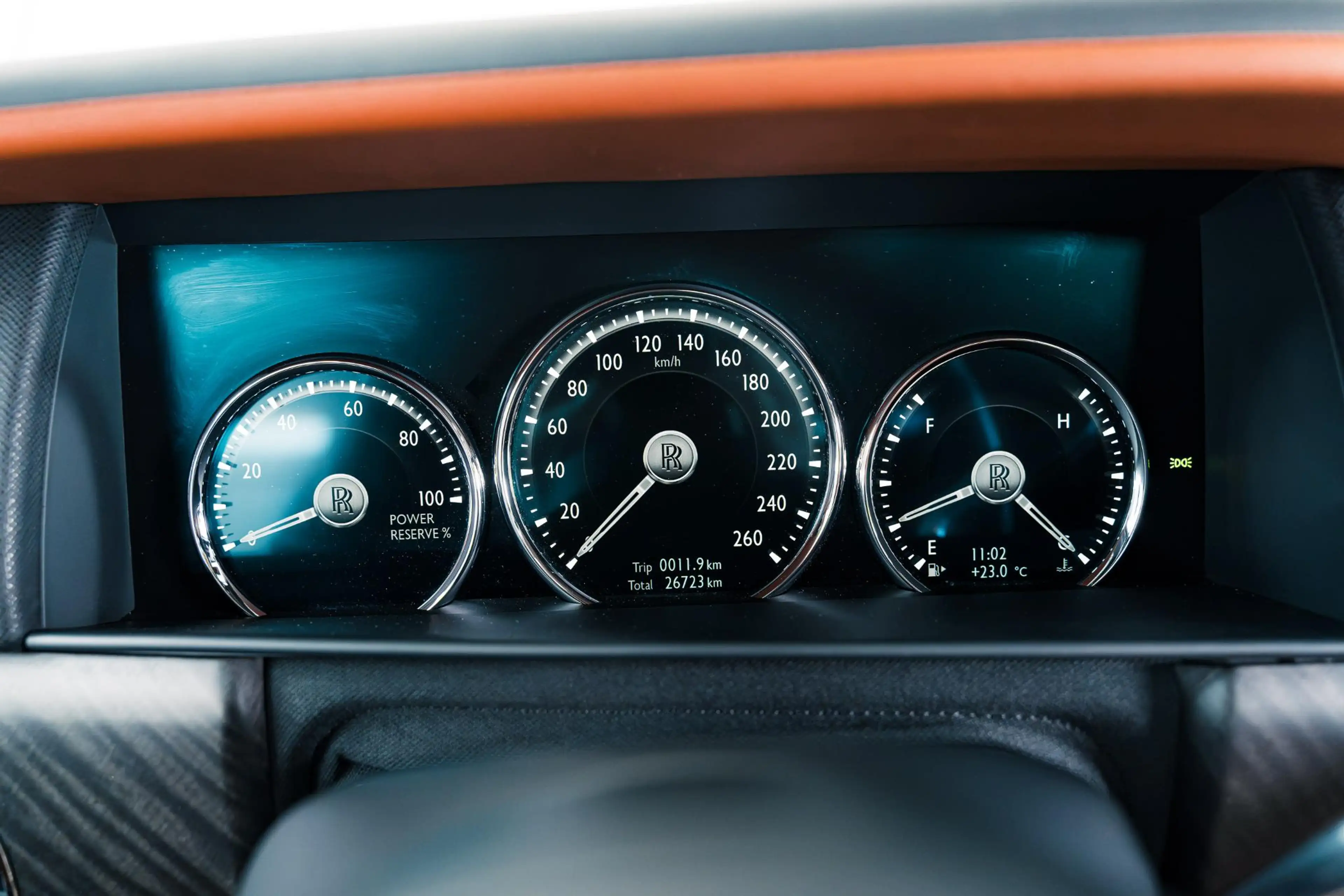 Rolls-Royce Cullinan | Bespoke | 4 Seats | Glass Partition | Theatre | — photo 39