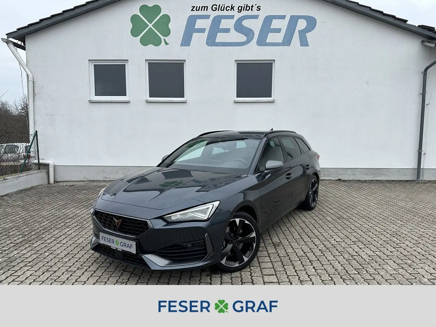 CUPRA Leon Sportstourer 2.0 TSI DSG FaPa-L KAMERA LED Grau - 1