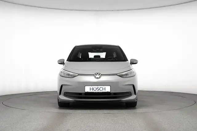 Volkswagen ID.3 view 2