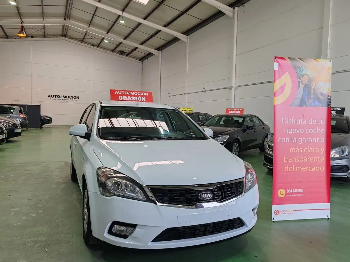 Kia Ceed / cee'd 1.6CRDi Concept Blanco - 1