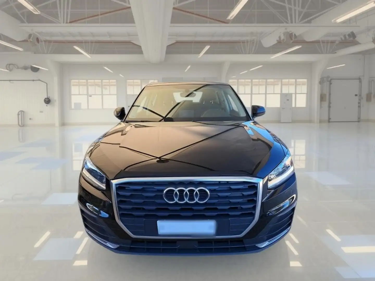 Audi Q2 1.6 30 TDI BUSINESS - 2