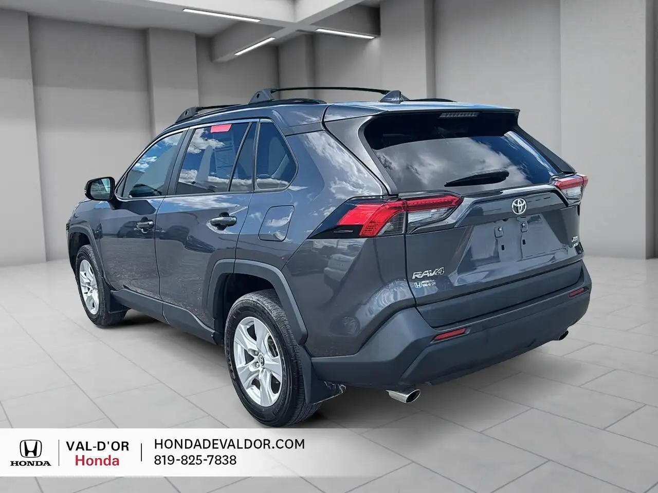 Toyota RAV 4 снимка Toyota RAV 4