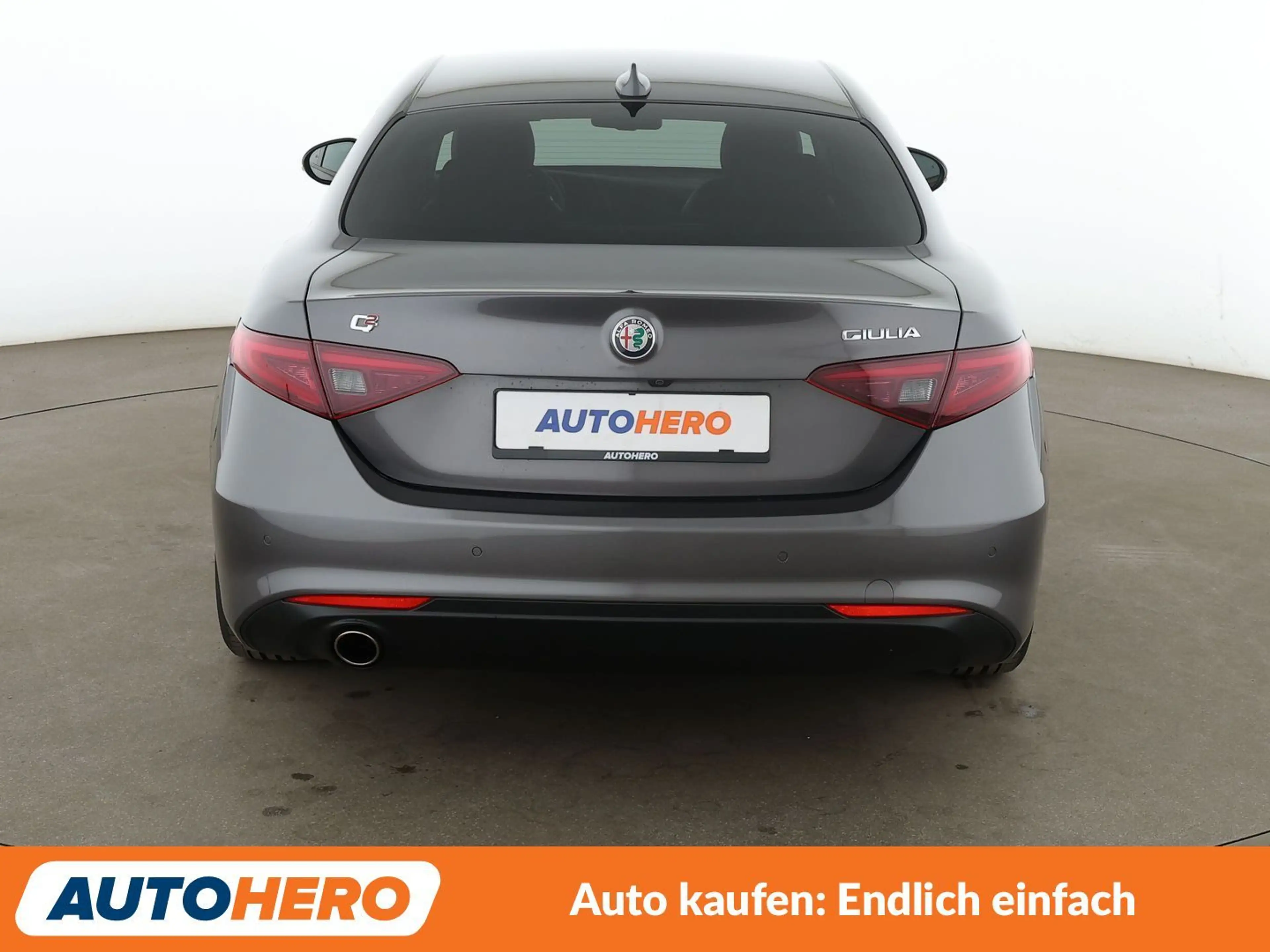 Alfa Romeo Giulia 2.2 JTDM Super Aut.*NAVI*TEMPO*CAM*PDC*SHZ* — photo 5