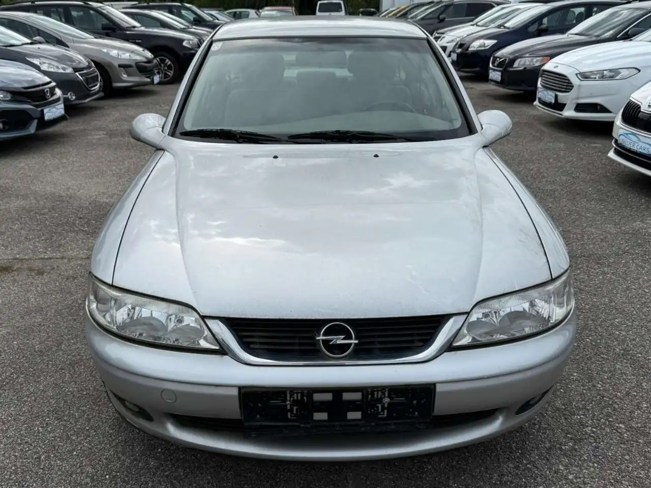 Opel Vectra Comfort 1,8i 16V Aut., foto 3