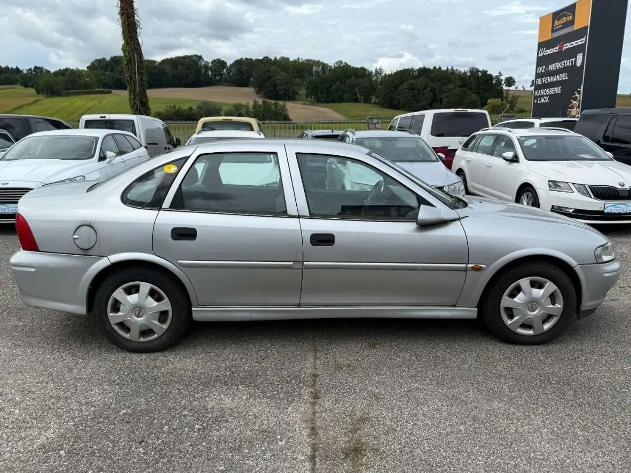 Opel Vectra Comfort 1,8i 16V Aut., foto 8