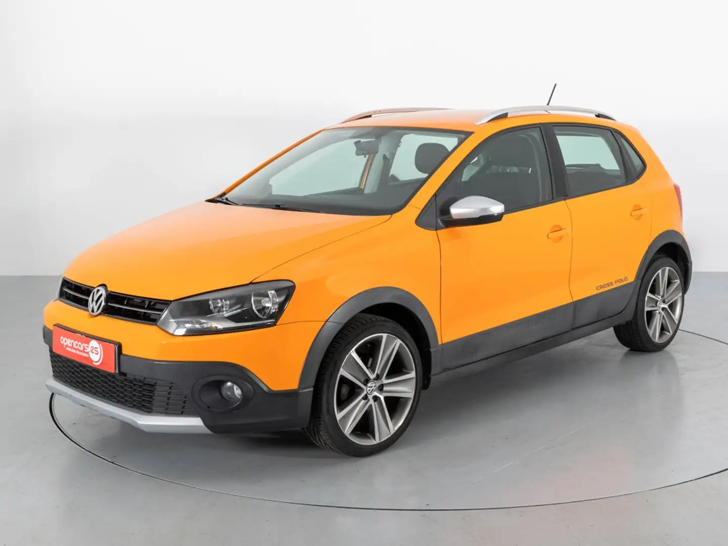 Volkswagen Polo 1.2 TSI Cross 90 Naranja - 1